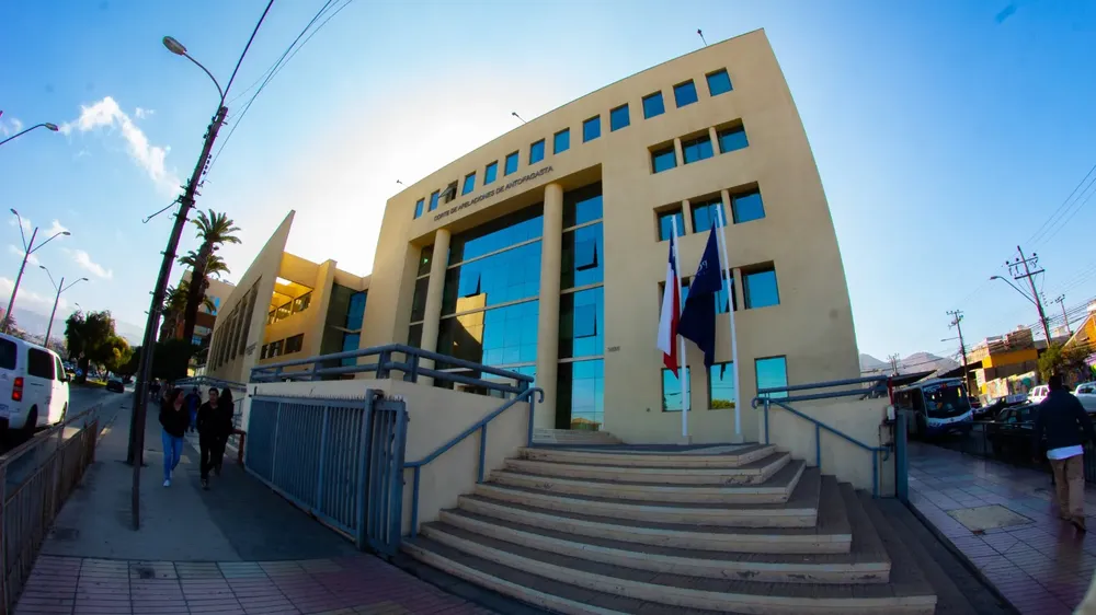 Tribunal
