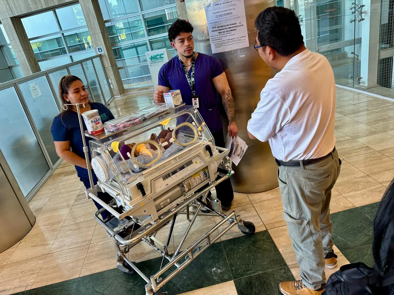 Funcionarios Hospital Carlos Cisternas