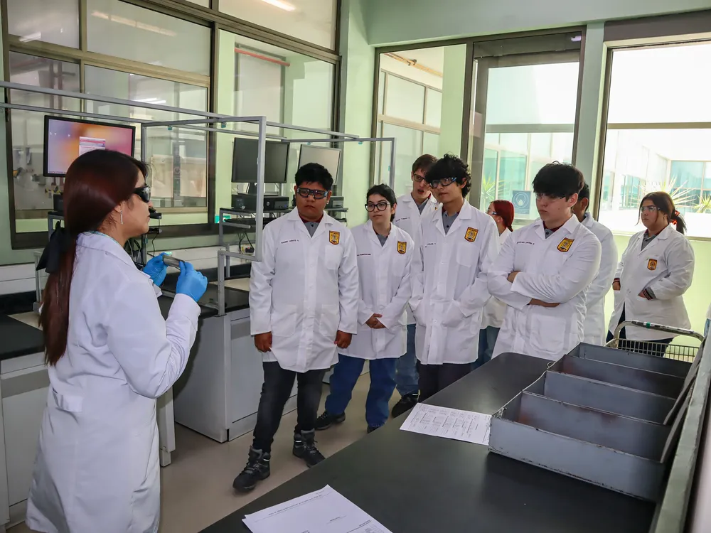 Visita_Estudiantes_Tocopilla_LQC_02