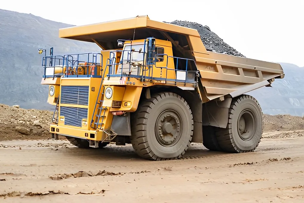 the-benefits-of-haul-trucks-in-the-mining-industry-featured-image