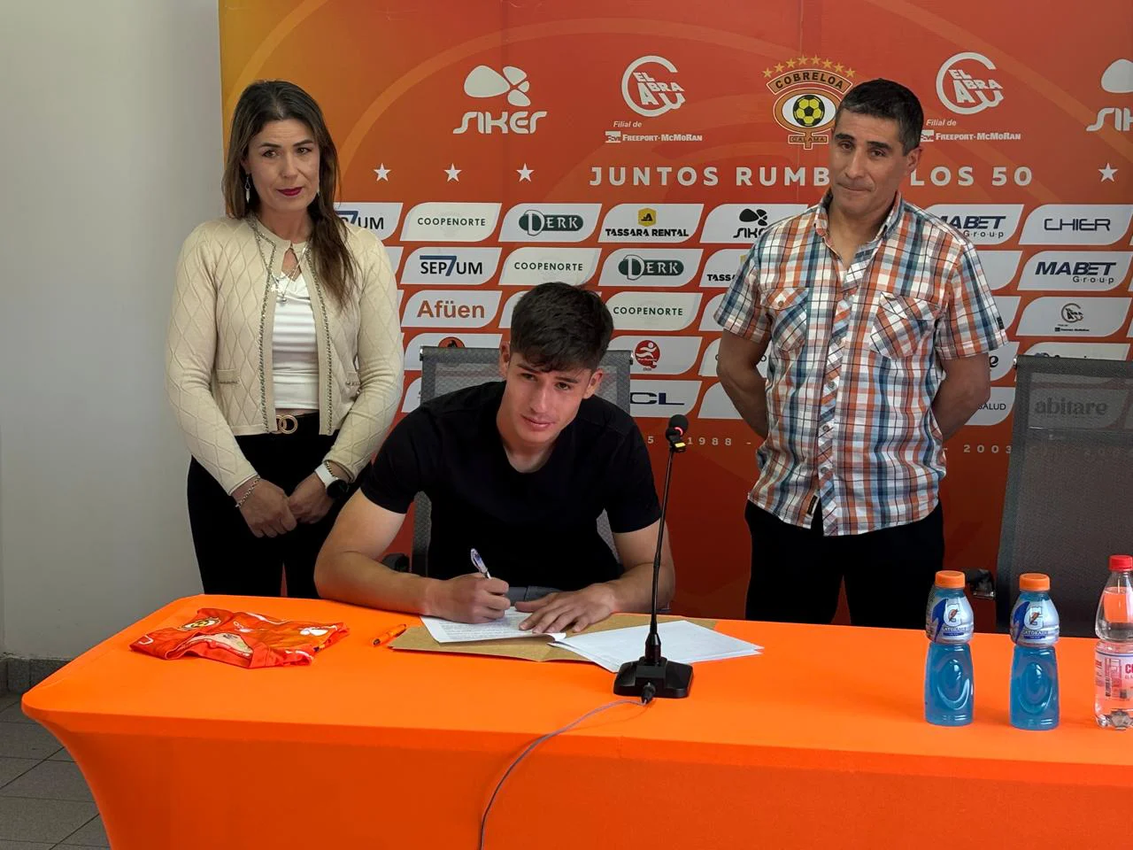 Matías Tapia_contrato_01