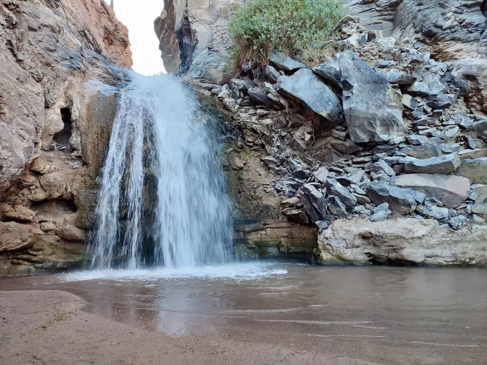 Cascada-Escondida-San-Pedro-de-Atacama