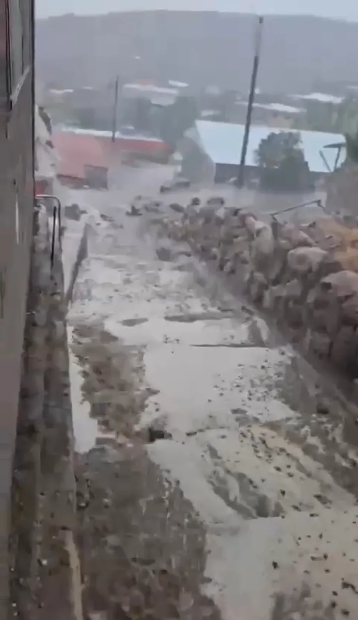 Screenshot_20250211-220732