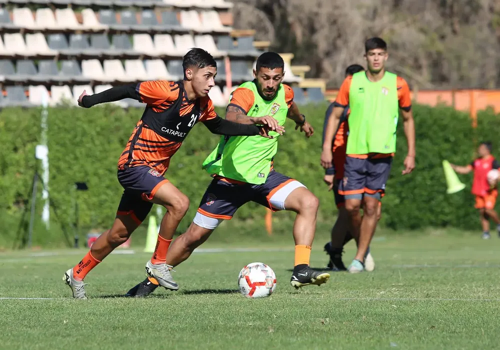 Entrenamiento_Cobreloa_2025