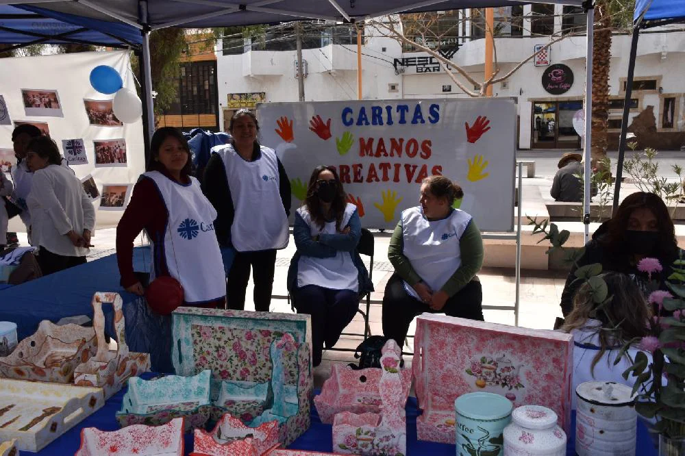 caritas_Calama_feria_solidaria