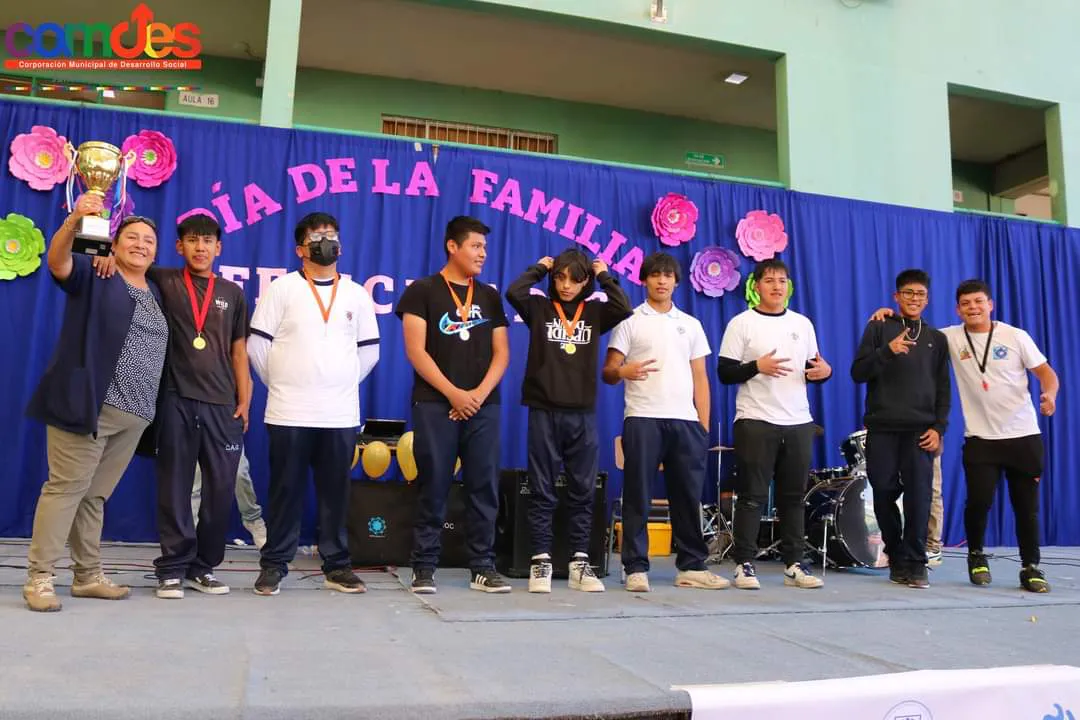 Gran Celebración Del Día De La Familia En El Liceo Bicentenario ...