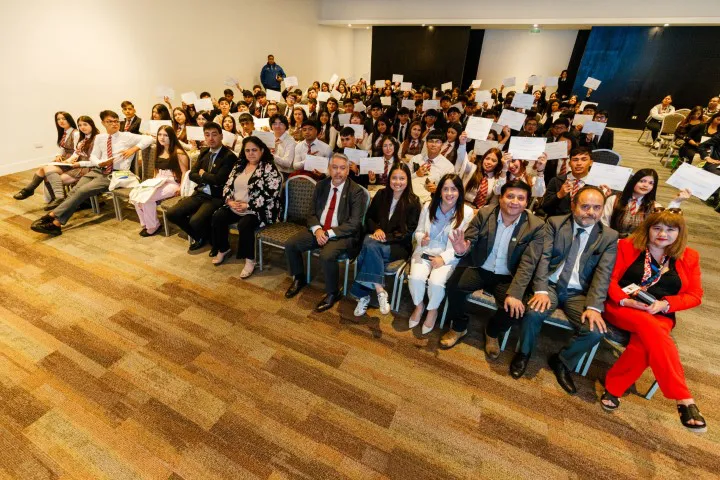 Certificación Oficios_min_SQM