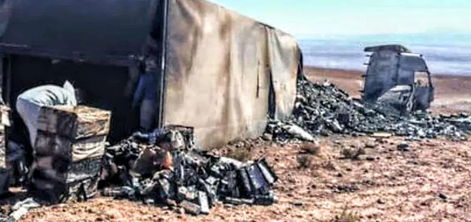 camion_incendiado_cigarrillos_contrabando~2