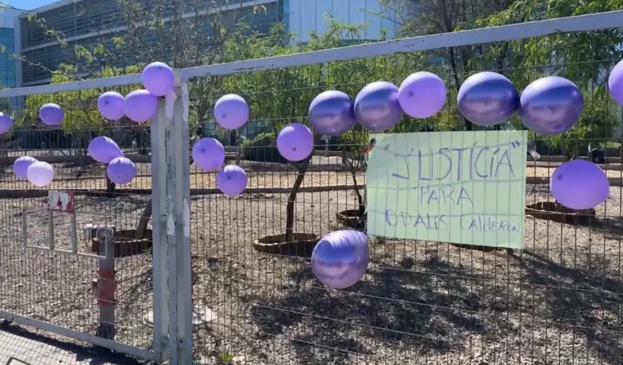 Protesta por Dra